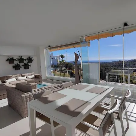 La Mairena - Chic Getaway With Sea & Mountain Views, And Sports Apartment *