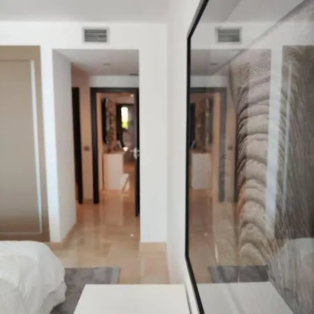 Apartment La Mairena - Chic Getaway With Sea & Mountain Views, And Sports