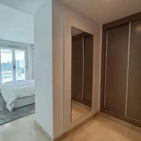La Mairena - Chic Getaway With Sea & Mountain Views, And Sports Apartment *