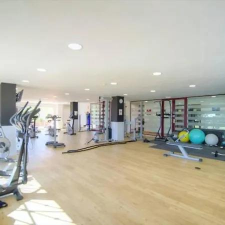 Apartment La Mairena - Chic Getaway With Sea & Mountain Views, And Sports *