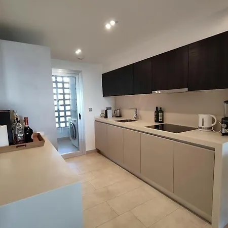 Apartment La Mairena - Chic Getaway With Sea & Mountain Views, And Sports Marbella